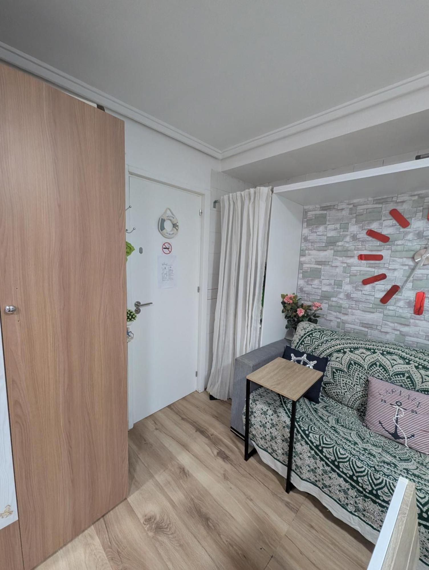 Alicante Postiguet Studios Ngoại thất bức ảnh