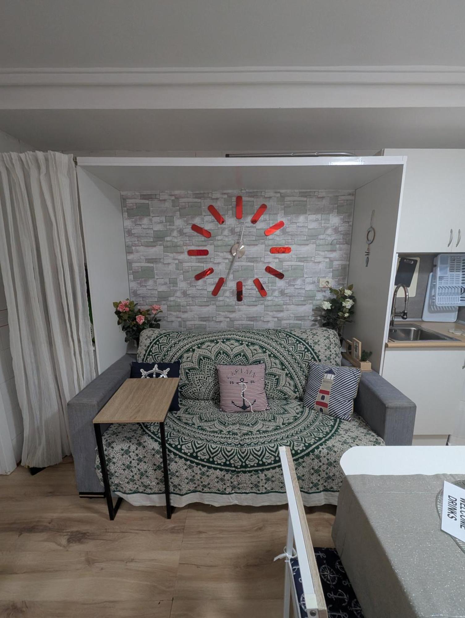 Alicante Postiguet Studios Ngoại thất bức ảnh